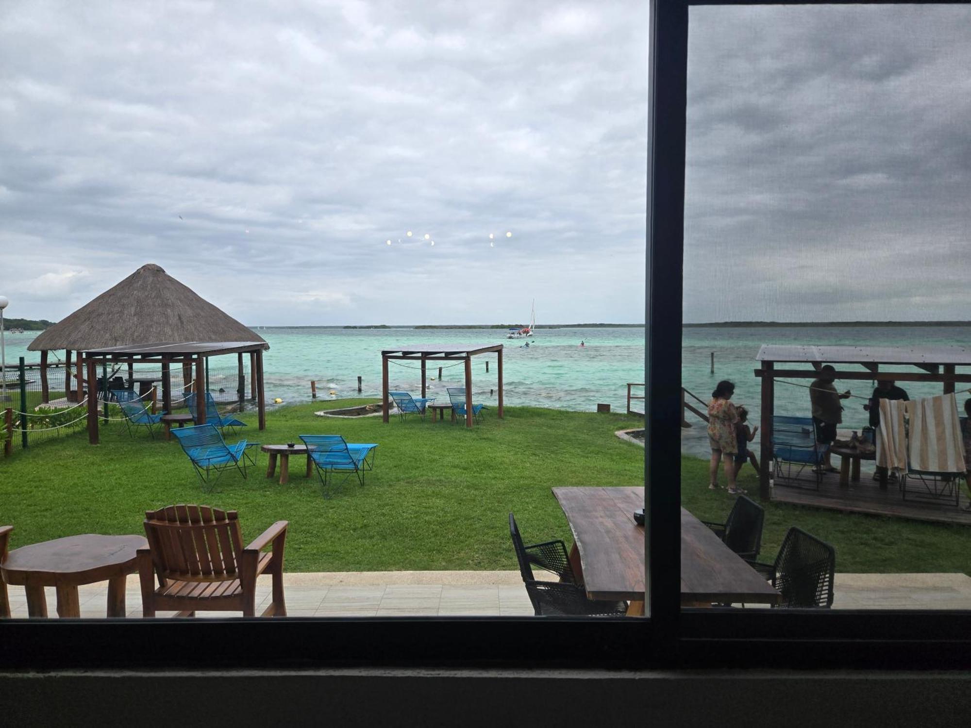 Blue Caribe Bacalar Front Lagoon Exterior photo
